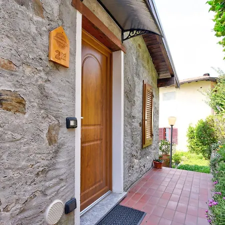 Escape Nyaraló Gravedona